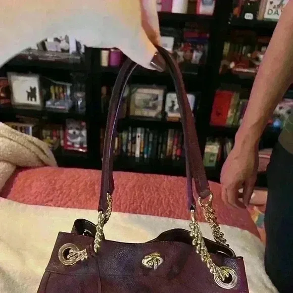 Coach Turnlock Edie Shoulder Bag - Picture 2 of 13